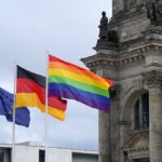 Regenbogen­flagge am Bundestag: Klckner schrnkt Nutzung ein