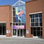 Theaterkolleg «QUEER  nun reden wir» in Dren